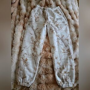 100% Authetice comfrt The Camo Sweatpants limited edition